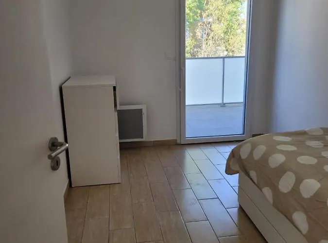 Superbes Neufs A * Montpellier