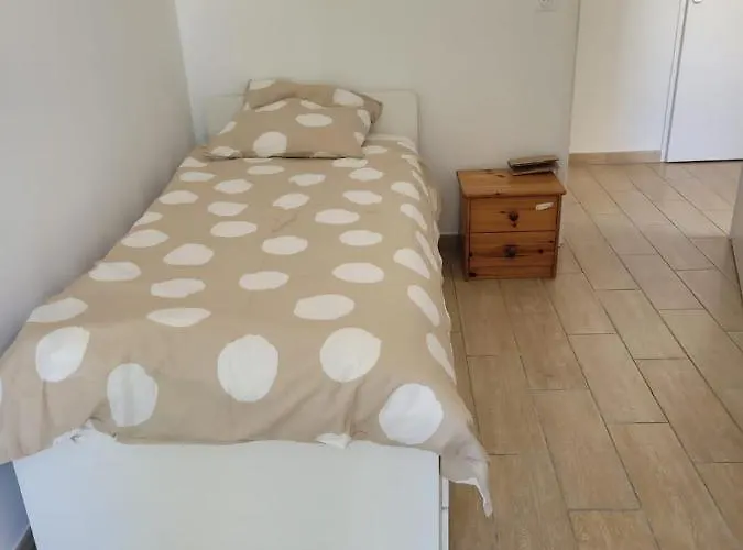 Superbes Neufs A * Montpellier